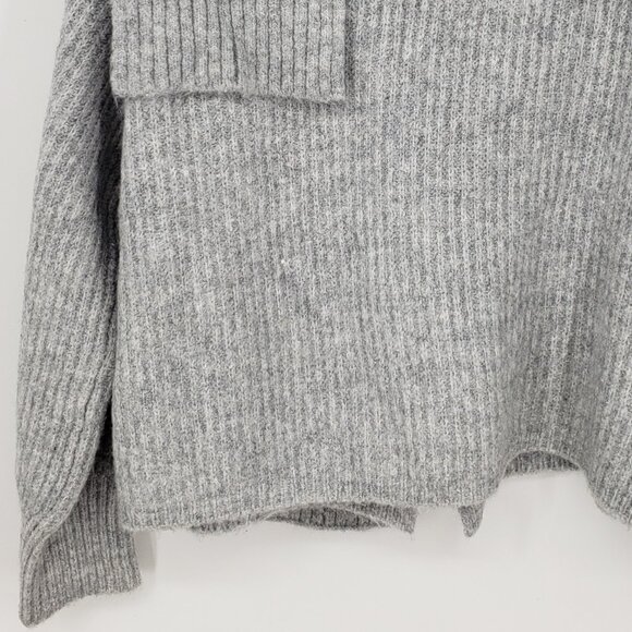 Universal Thread Chunky Ribbed Knit Cardigan Sweater S Attached Scarf  Gray - Picture 11 of 14